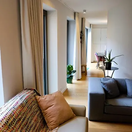 Modern In The Heart Of ヘント